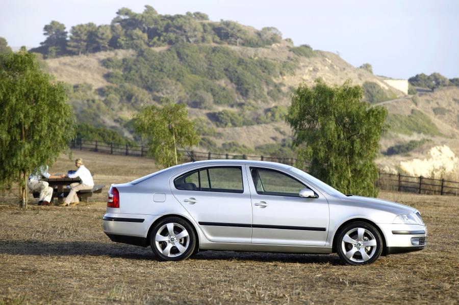  Skoda Octavia (1Z) 2004 года  (фото 23 из 38)